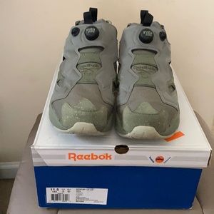 11.5 insta pump fury Reebok sneakers